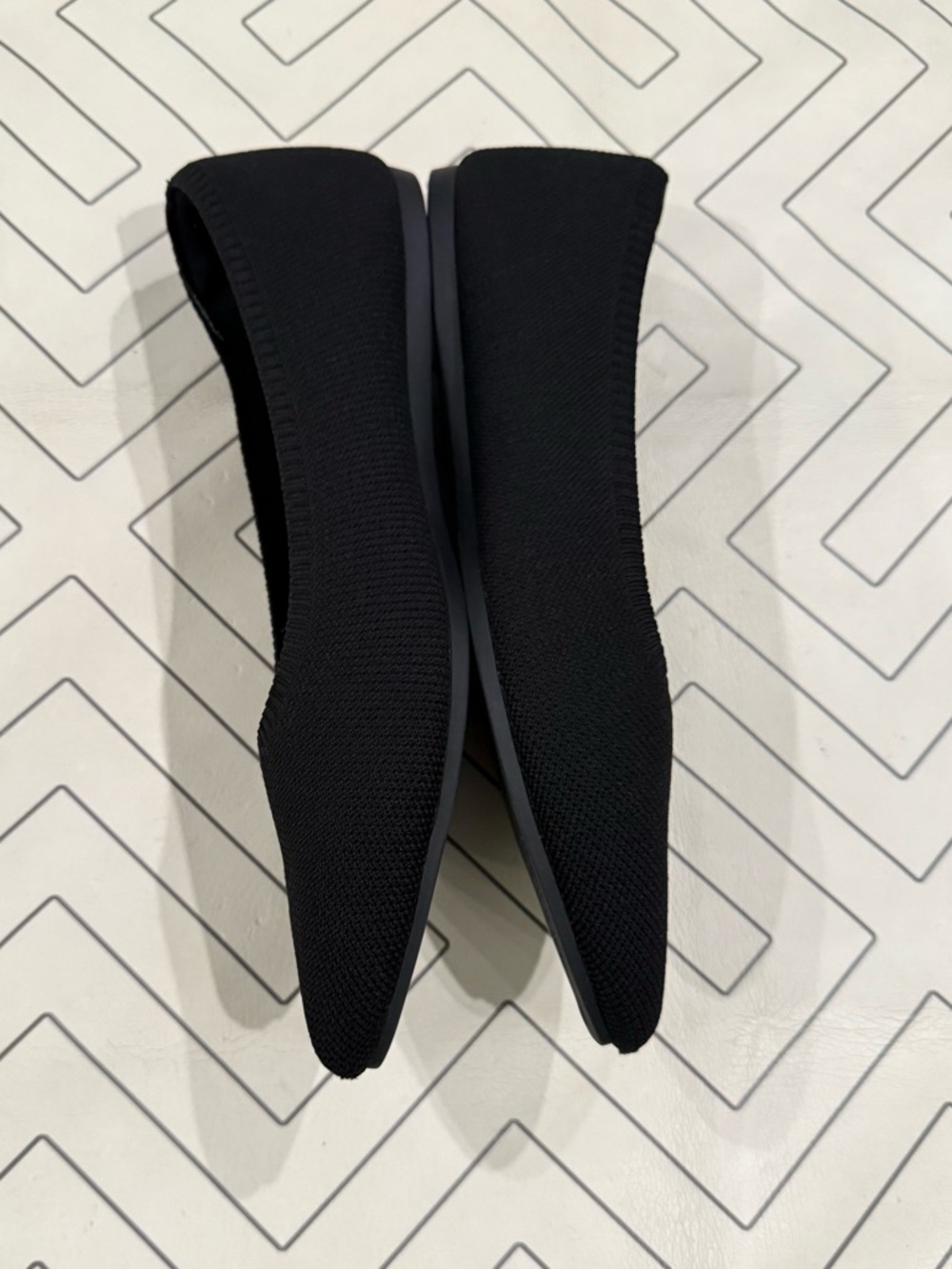 Vivaia Pointed Toe Black Flats - Picture 5 of 13